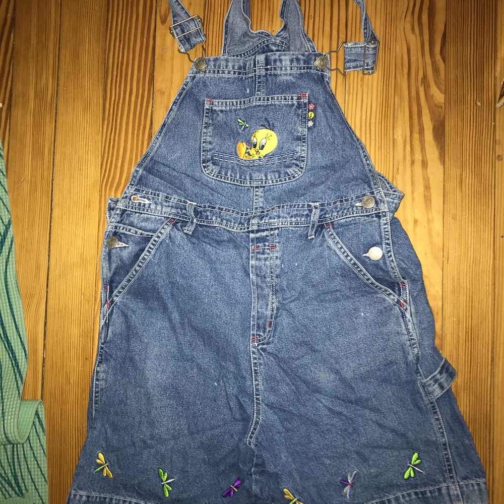 Looney Tunes Tweety Bird overall shorts - Picture 2 of 3